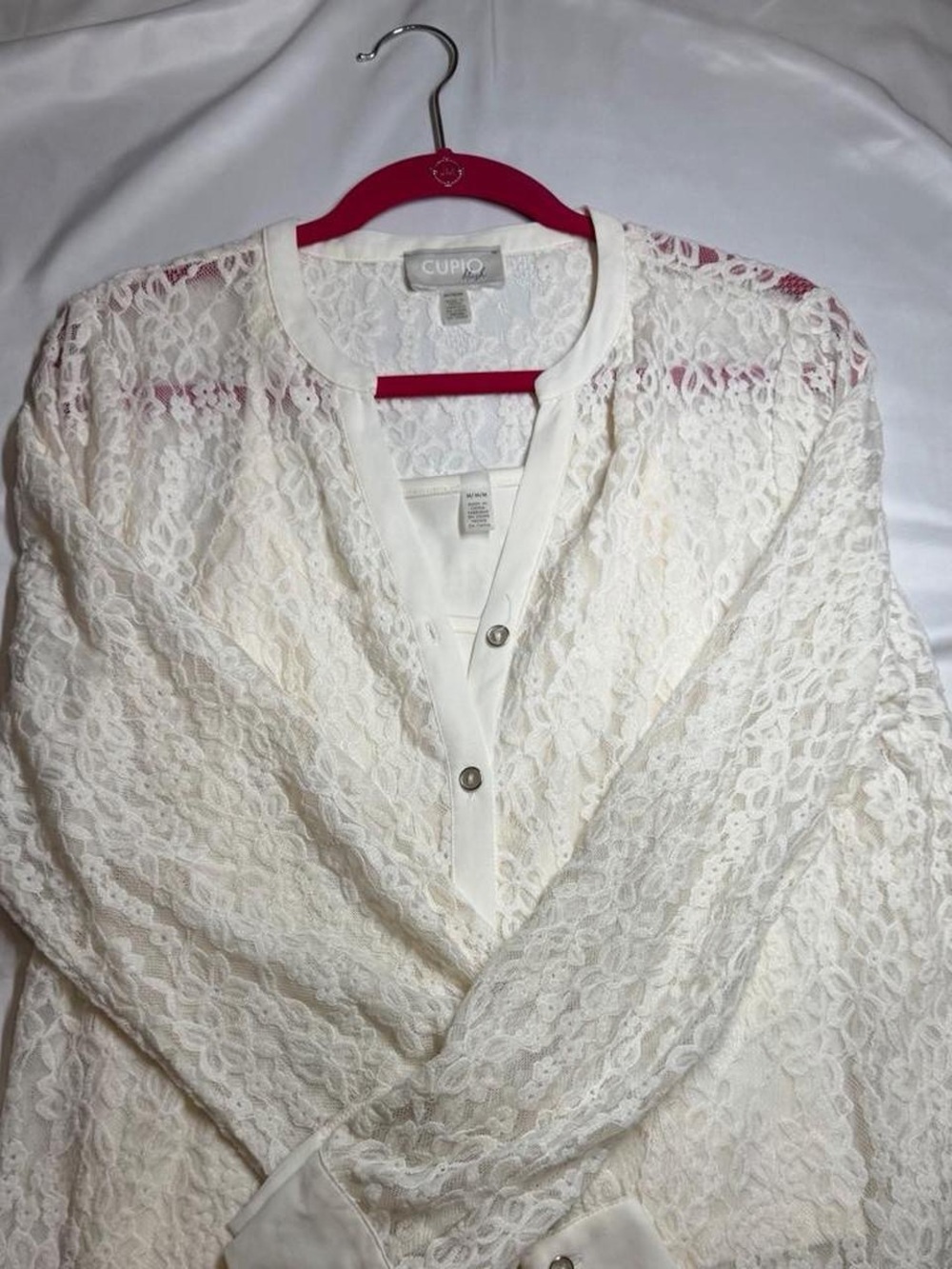 Cupio Ivory Lace Snap-Front Blouse